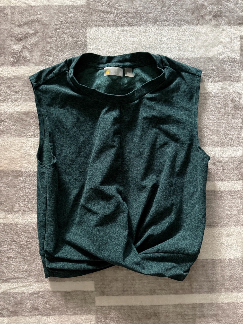 Zella emerald athletic top